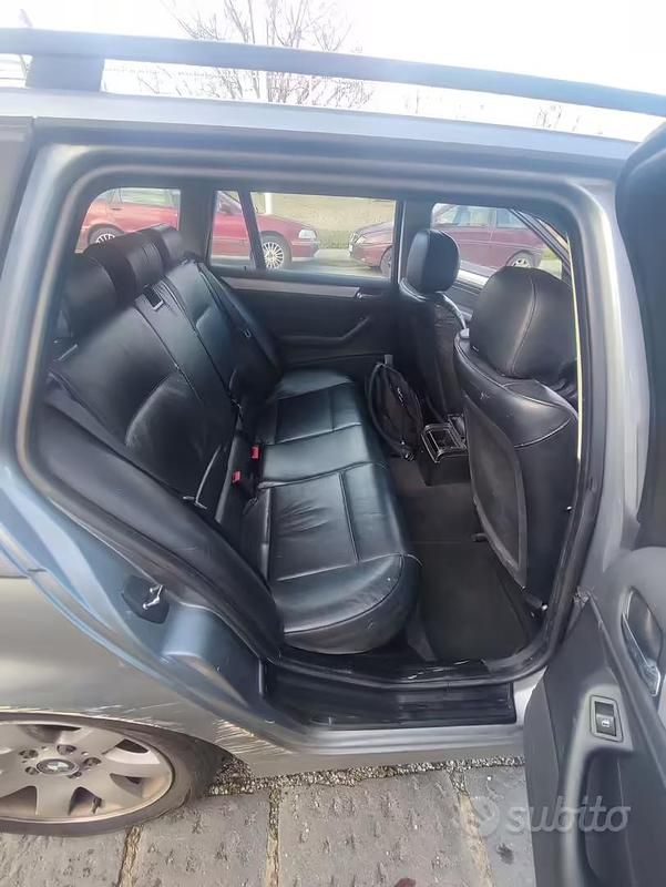 Usata BMW 320 150 CV (110 kW) 2003 Grigio Station wagon