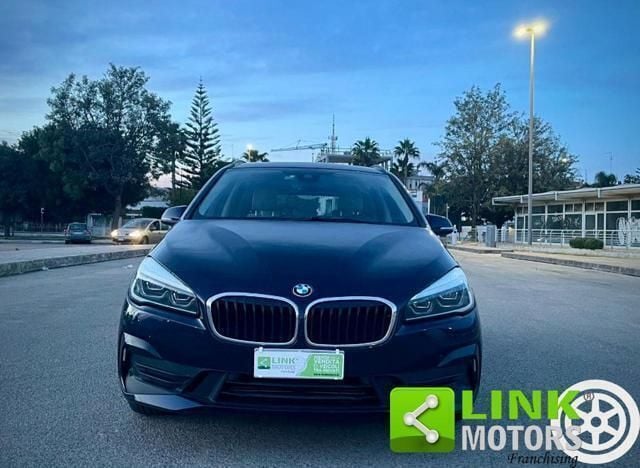 Usata BMW 225 Active Tourer Advantage 136 CV (100 kW) 2019 Blu Monovolume