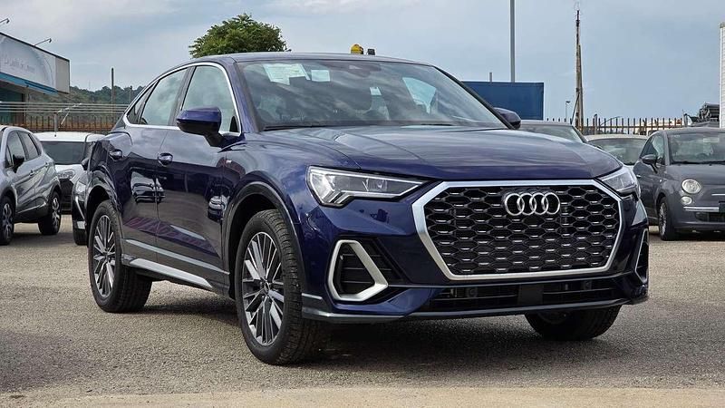 Usata Audi Q3 Sportback S-Line 150 CV (110 kW) 2024 Blu navarra SUV
