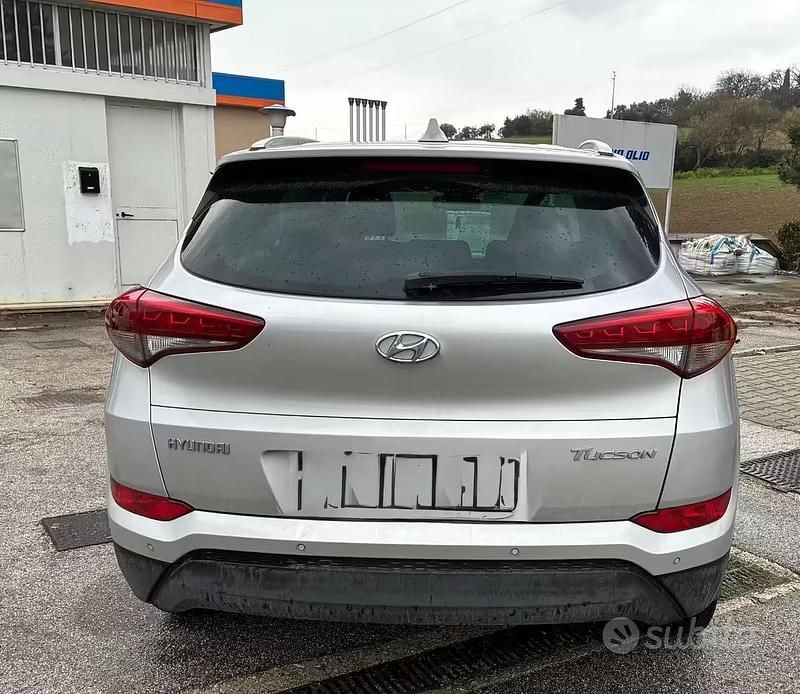 Usata Hyundai Tucson Xpossible 116 CV (85 kW) 2015 Grigio SUV