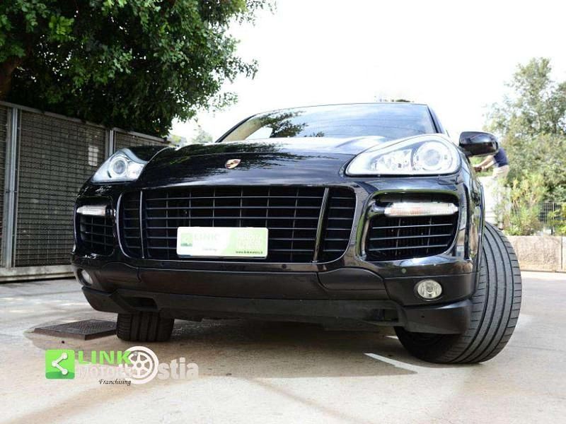 Usata Porsche Cayenne Turbo 500 CV (367 kW) 2008 Nero SUV