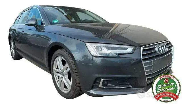Usata Audi A4 Sport 150 CV (110 kW) 2017 Grigio Station wagon
