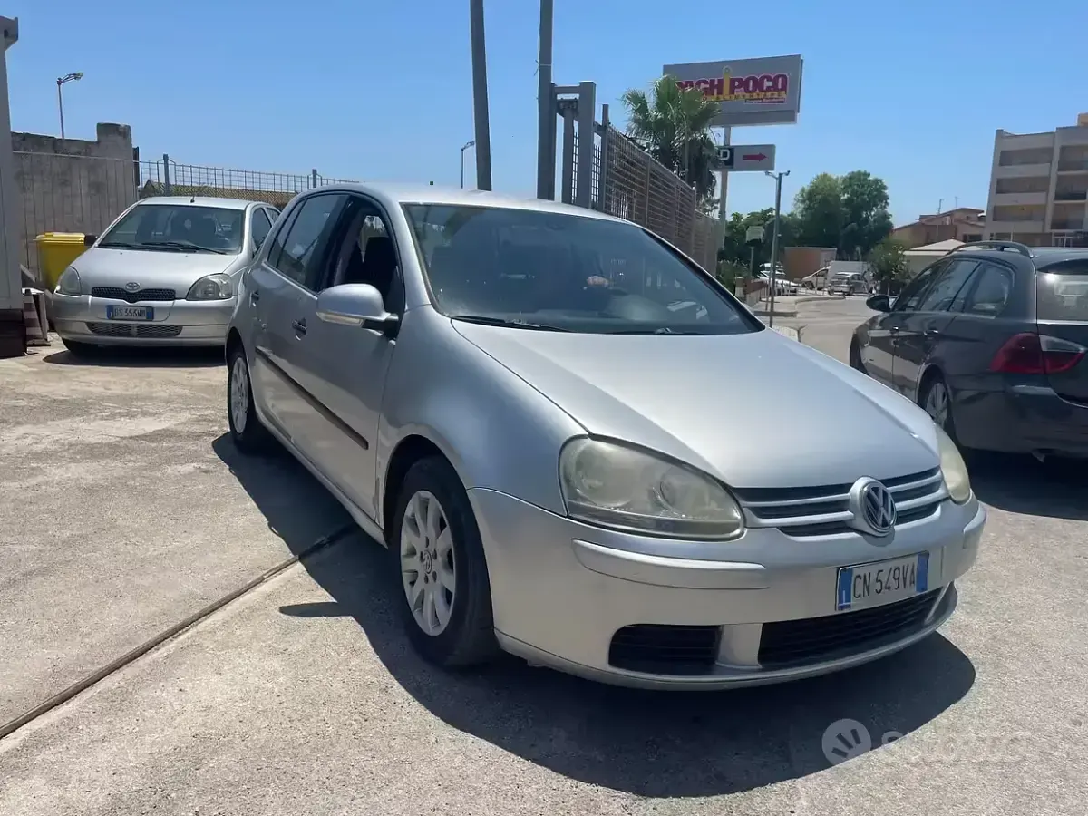 Usata VW Golf IV Comfortline 105 CV (77 kW) 2005 Grigio Berlina