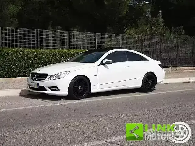Usata Mercedes E220 Avantgarde 170 CV (125 kW) 2011 Coupé