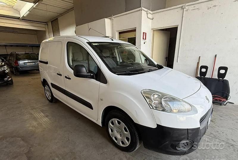 Usata Peugeot Partner 2014 Bianco Monovolume