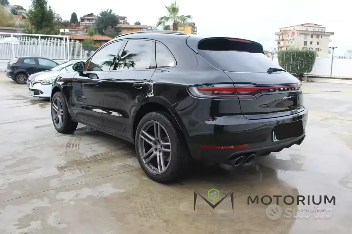 Usado Porsche Macan 245 CV (180 kW) 2019 Negro SUV