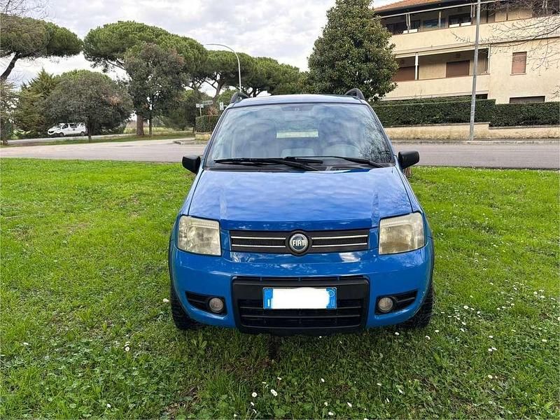 Blu/azzurro Usata 2005 Fiat Panda 4x4 Climbing Due volumi | 3500 € (Buon prezzo) - Immagine 1/4