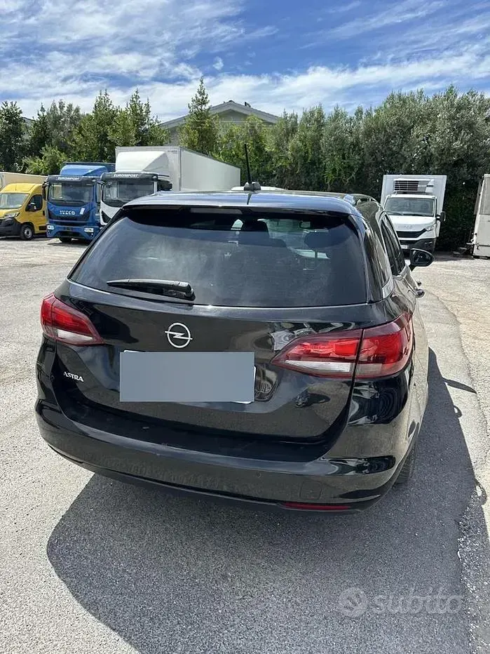 Usata Opel Astra 122 CV (89 kW) 2021 Nero Station wagon