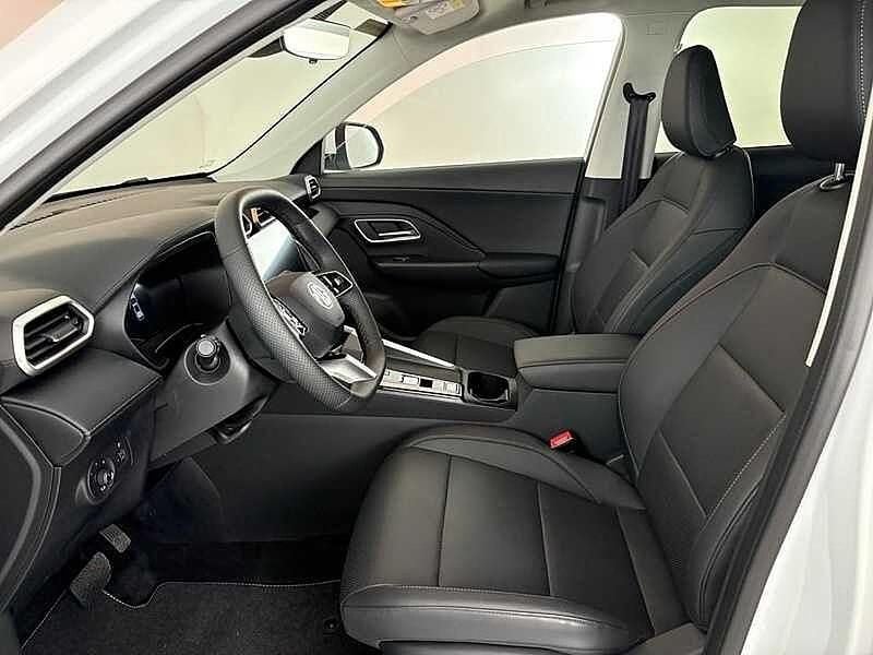 Usata MG ZS Luxury 102 CV (75 kW) 2025 Bianco SUV