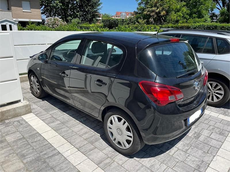 Usata Opel Corsa 90 CV (66 kW) 2016 Nero Utilitaria