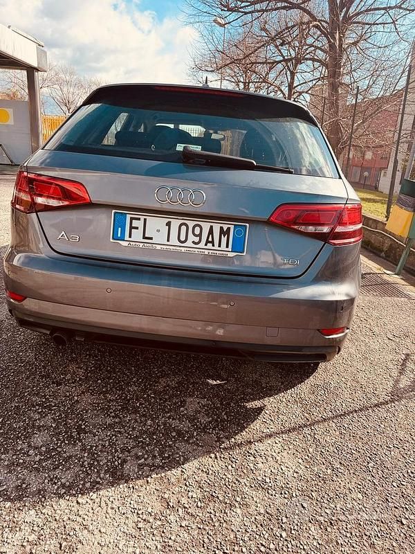 Usata Audi A3 2017 Grigio Berlina