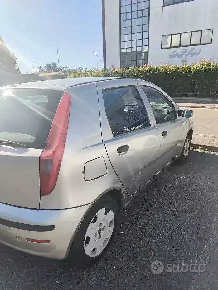Usata Fiat Punto 2003 Grigio Utilitaria