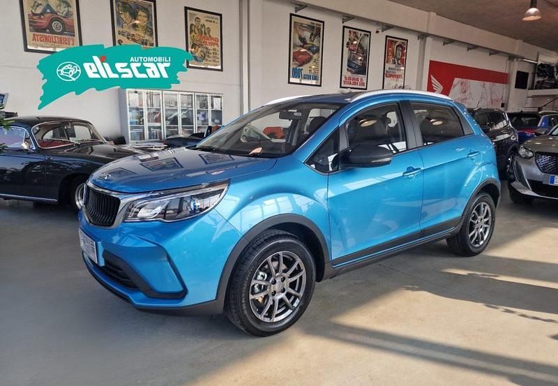 Nuova EMC QUATTRO 103 CV (75 kW) 2026 Blu SUV