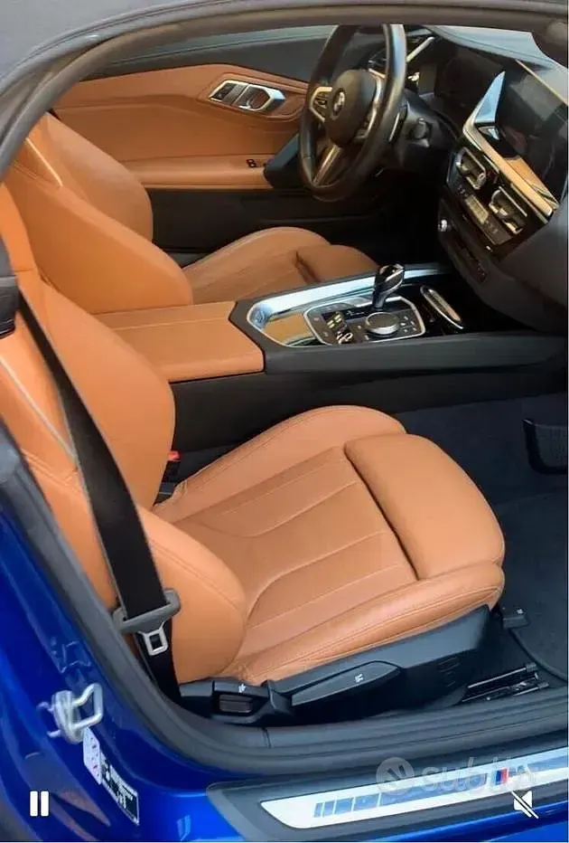Usado BMW Z4 M Sport 197 HP (144 kW) 2023 Azul Cabrios