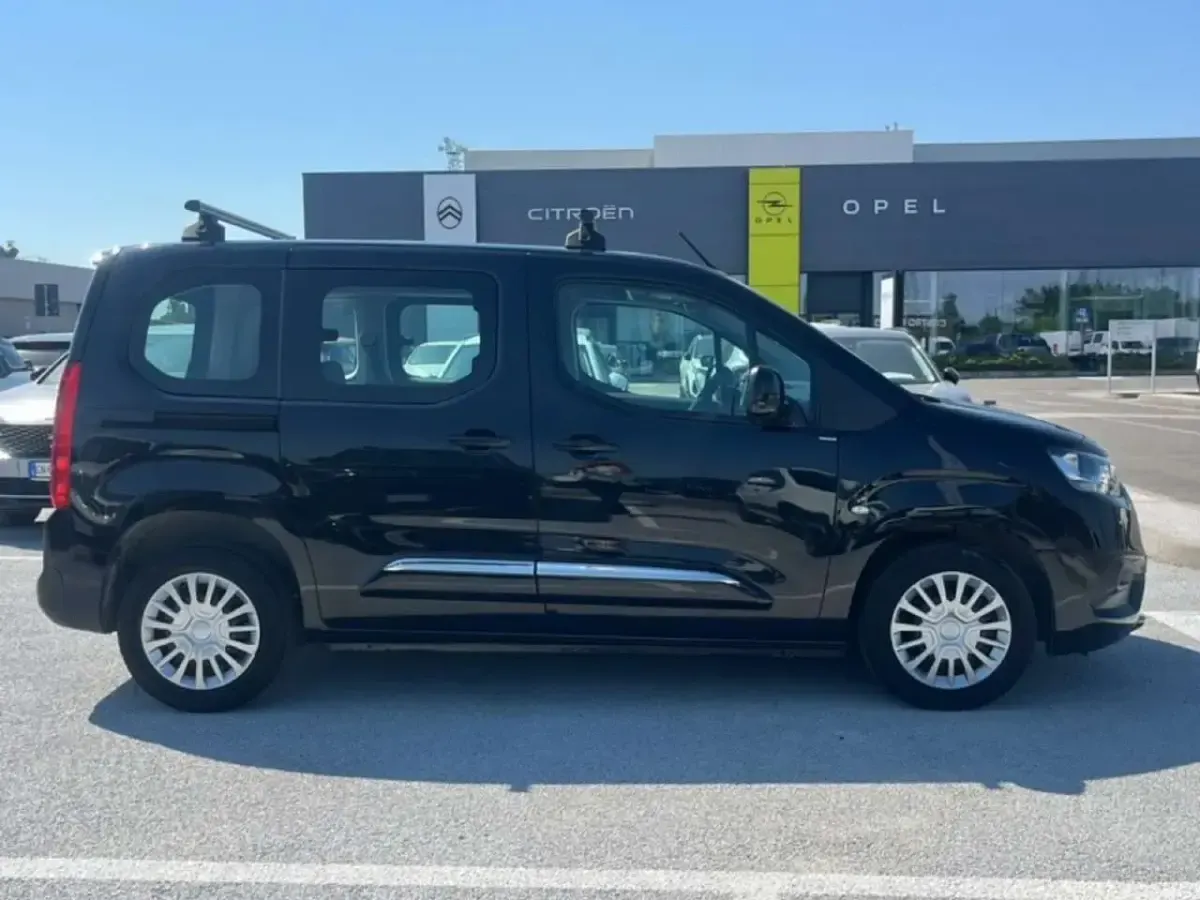 Usata Toyota Proace Verso City 110 CV (80 kW) 2022 Nero met. Station wagon