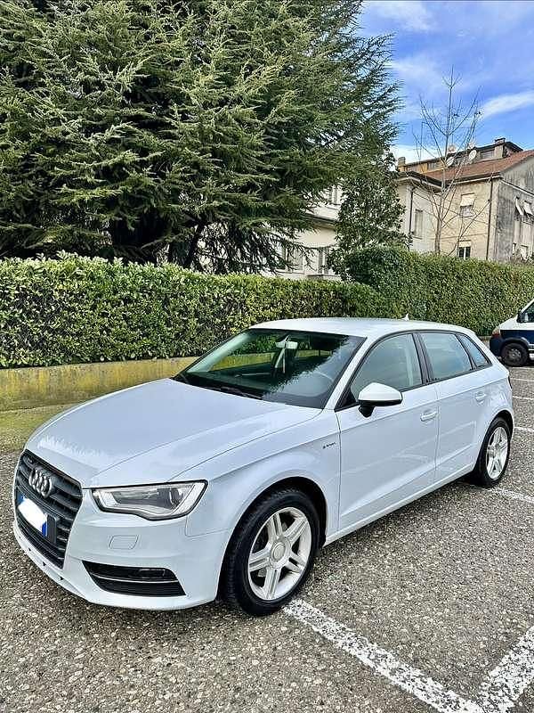 Usata Audi A3 Ambition 110 CV (80 kW) 2015 Berlina
