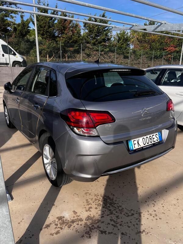 Usata Citroën C4 Feel 99 CV (72 kW) 2017 Grigio Berlina