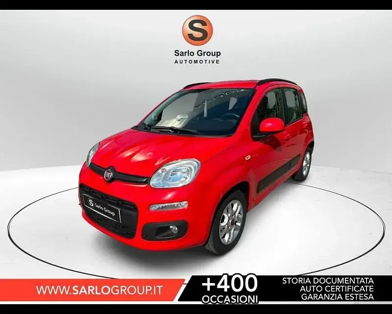Usata Fiat Panda Lounge 69 CV (50 kW) 2017 Rosso Utilitaria
