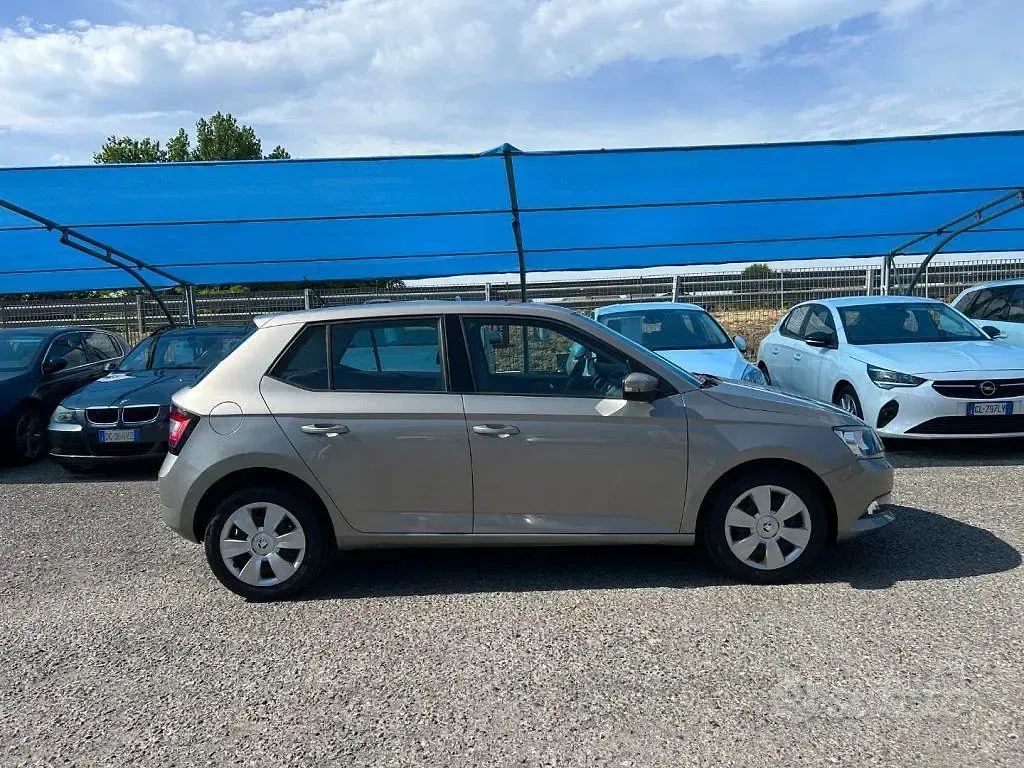 Usata Skoda Fabia Style 90 CV (66 kW) 2015 Grigio Berlina