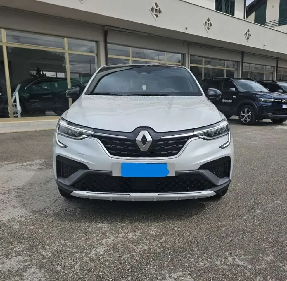 Usata Renault Arkana R.S. 94 CV (69 kW) 2023 Bianco perlato / tetto nero SUV