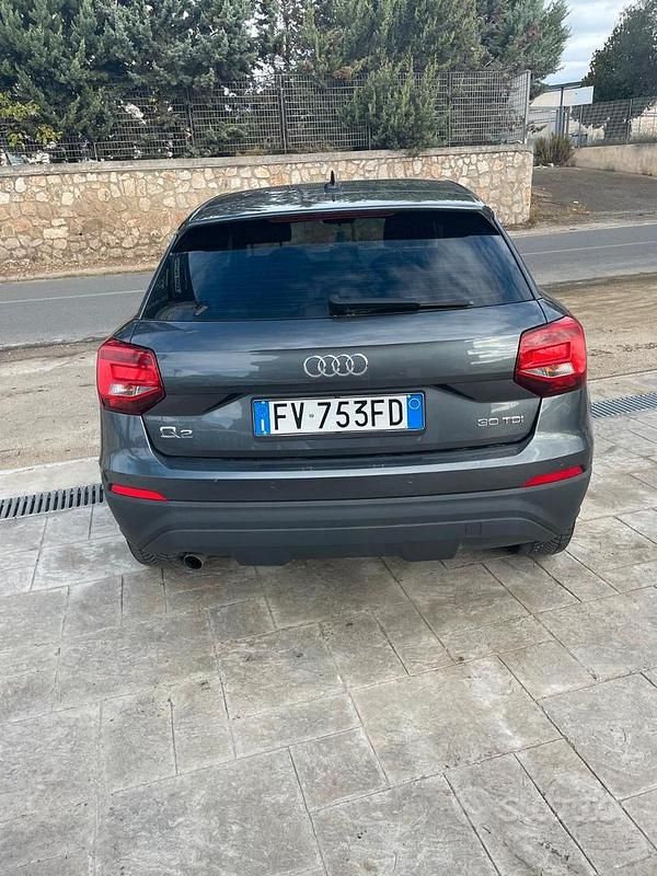 Usata Audi Q2 116 CV (85 kW) 2019 Grigio SUV