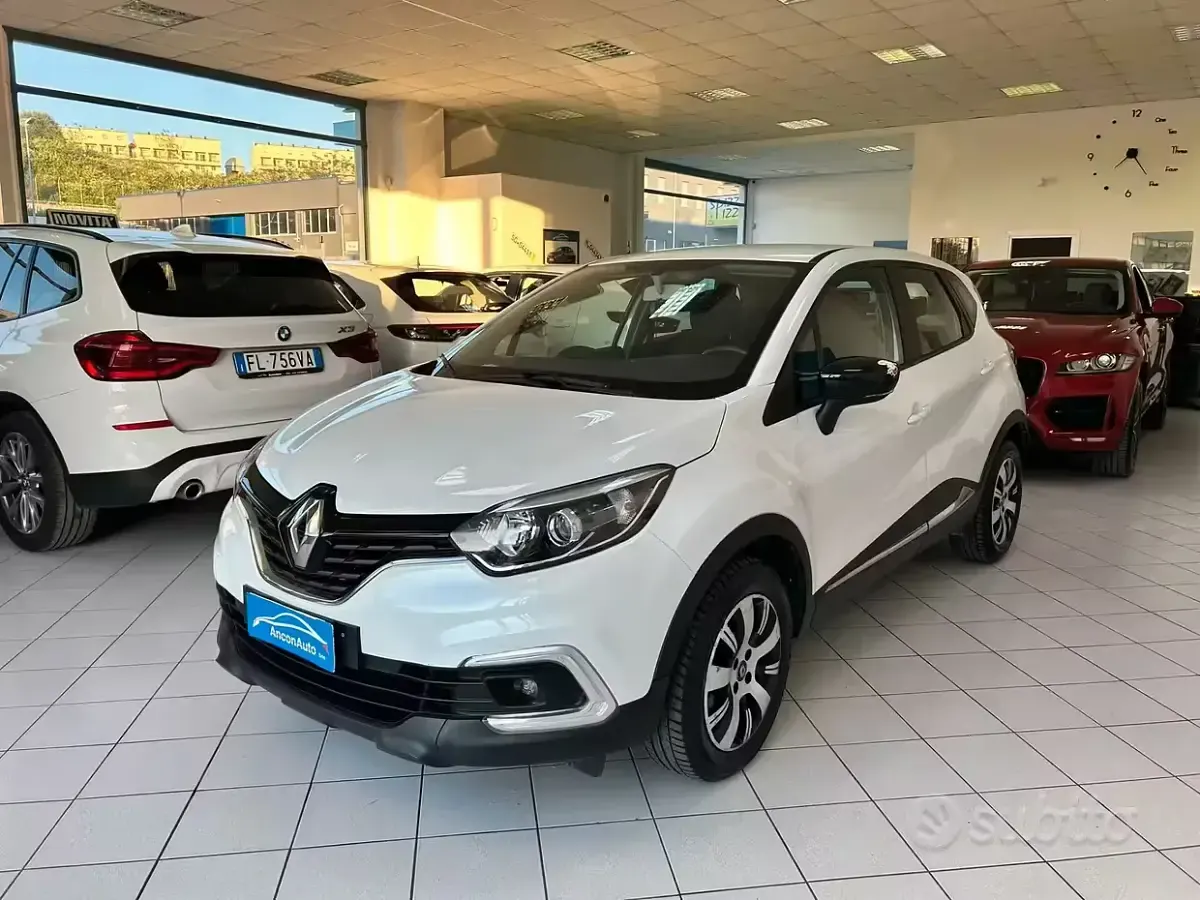 Usata Renault Captur 90 CV (66 kW) 2018 Bianco SUV