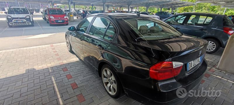 Usata BMW 320 2006 Nero Utilitaria