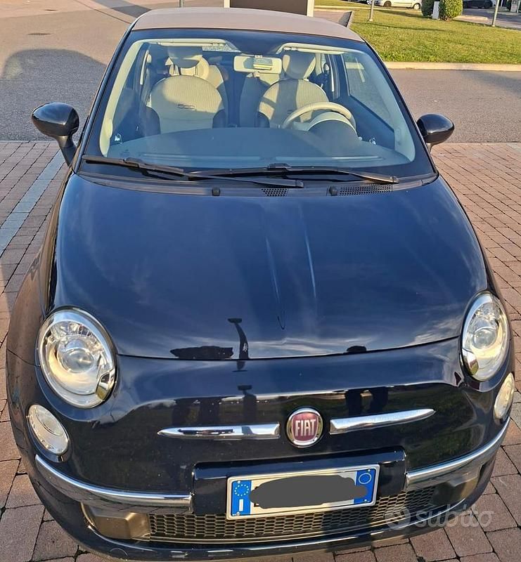Usata Fiat 500 Lounge 69 CV (50 kW) 2012 Blu Cabrio