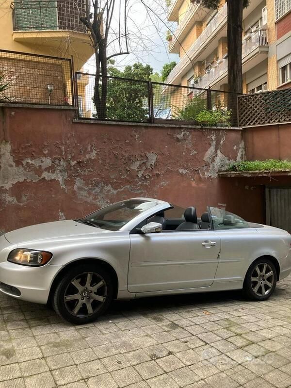 Grigio Usata 2007 Volvo C70 | 4500 € - Immagine 1/4