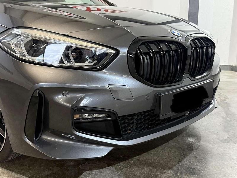 Usata BMW 118 M Sport 140 CV (102 kW) 2019 Grigio Utilitaria