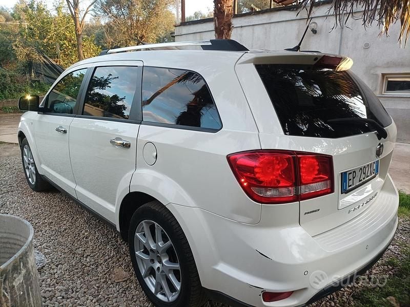 Usata Fiat Freemont 170 CV (125 kW) 2013 Bianco SUV