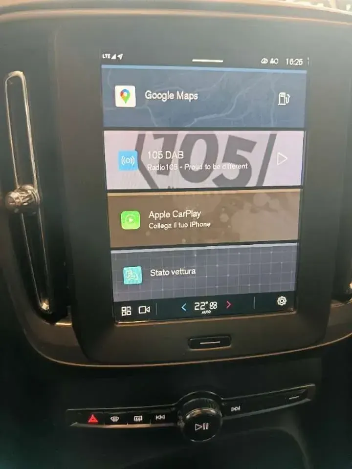 Usata Volvo XC40 163 CV (119 kW) 2020 Grigio SUV