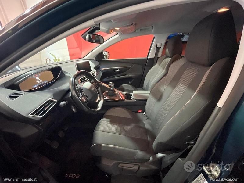 Usata Peugeot 5008 Allure 131 CV (96 kW) 2019 Verde SUV