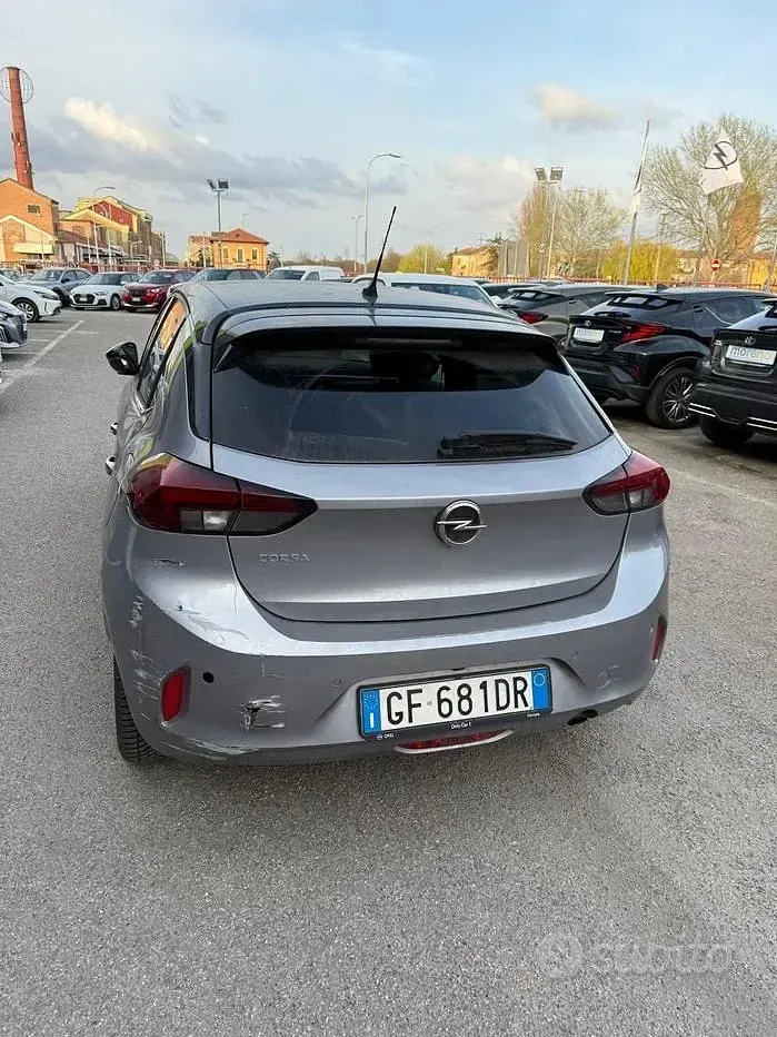 Usata Opel Corsa Edition 75 CV (55 kW) 2021 Grigio Utilitaria