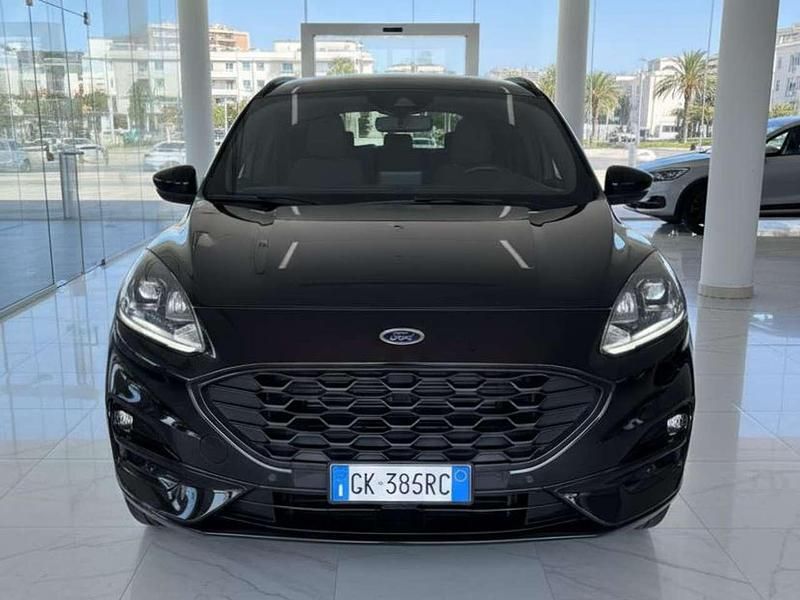 Usata Ford Kuga ST-Line 120 CV (88 kW) 2022 Nero SUV