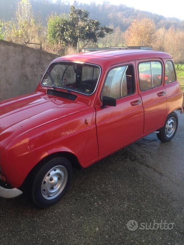 Usata Renault R4 33 CV (24 kW) 1986 Rosso Utilitaria