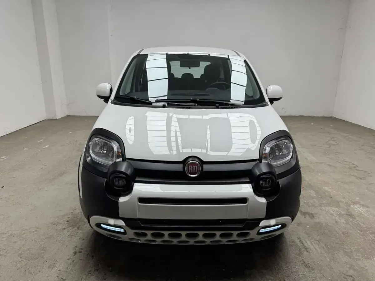 Usata Fiat Panda Cross Cross 69 CV (50 kW) 2023 Bianco gelato Utilitaria