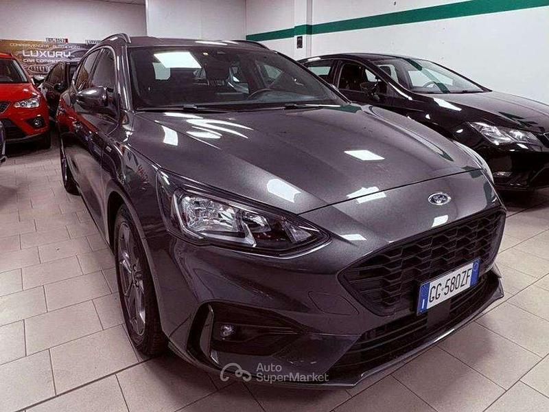 Canna di fucile Usata 2021 Ford Focus ST-Line Station wagon | 13.599 € (Buon prezzo) - Immagine 1/4