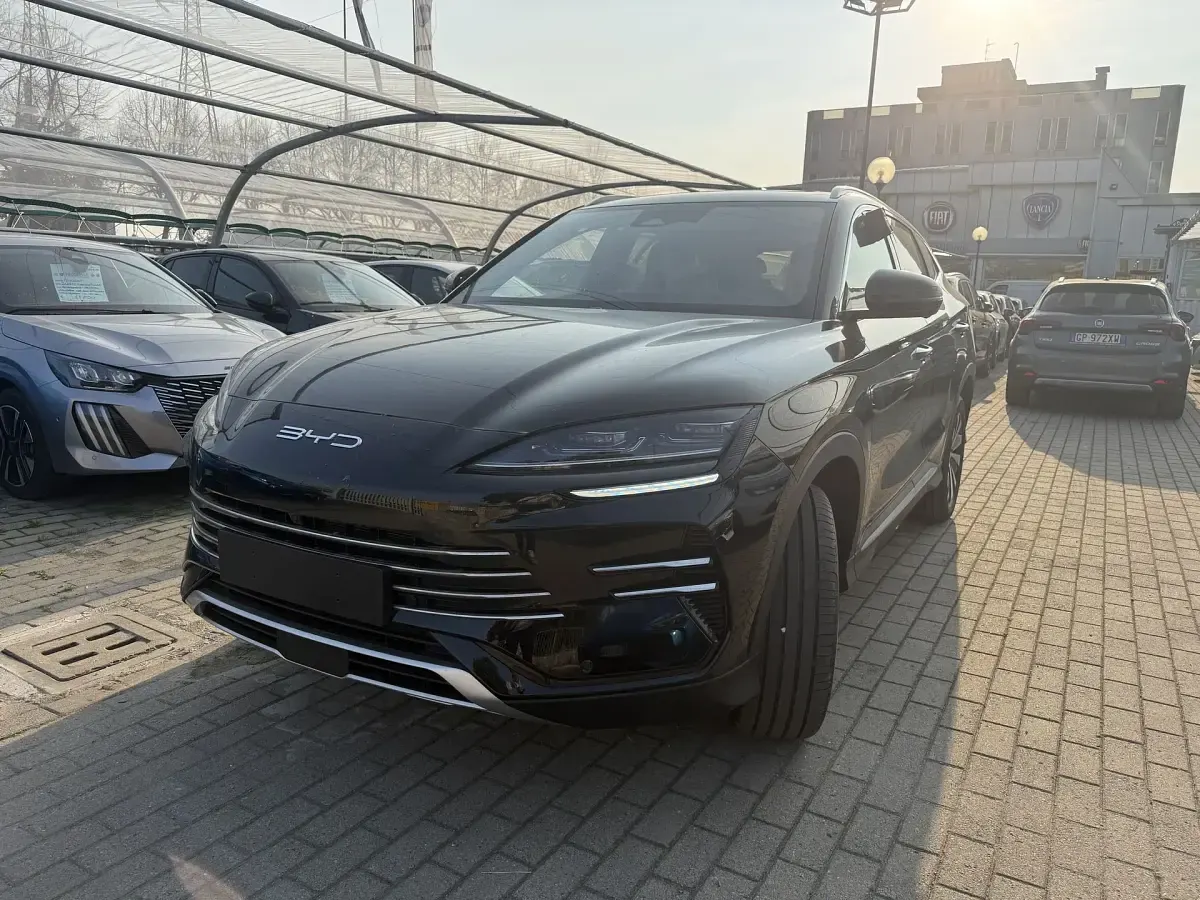 Usata BYD Seal U Boost 218 CV (160 kW) 2025 Nero SUV