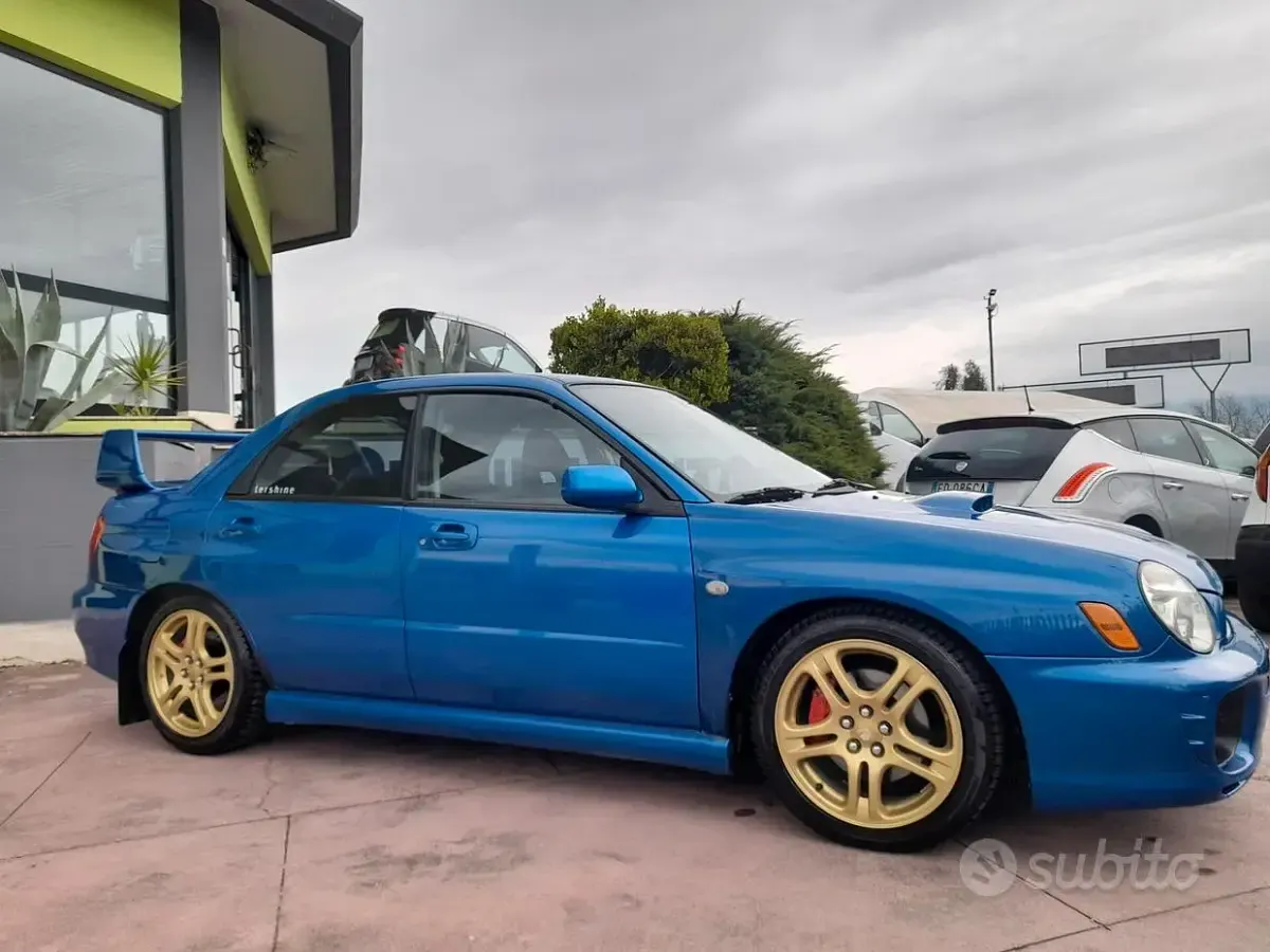 Usata Subaru Impreza 218 CV (160 kW) 2001 Blu Berlina