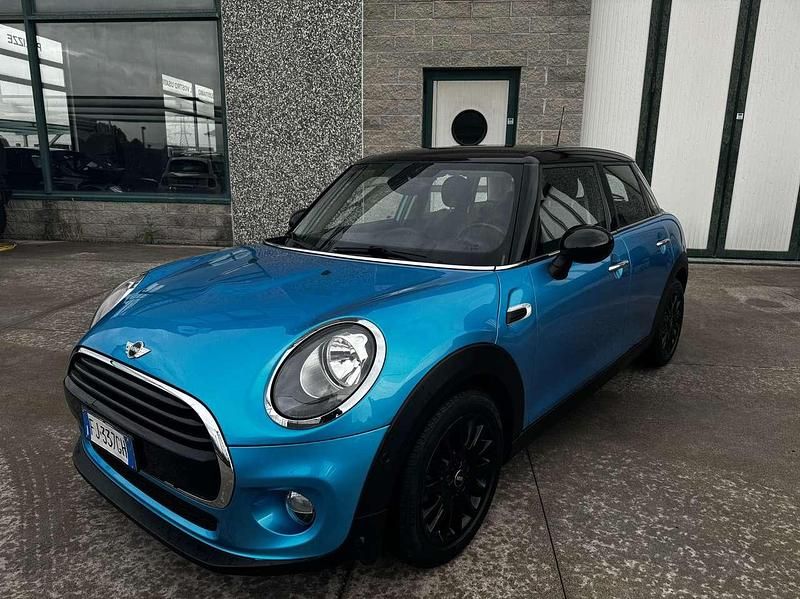 Blu/azzurro Usata 2017 Mini Cooper Due volumi | 14.900 € (Ottimo prezzo) - Immagine 1/4