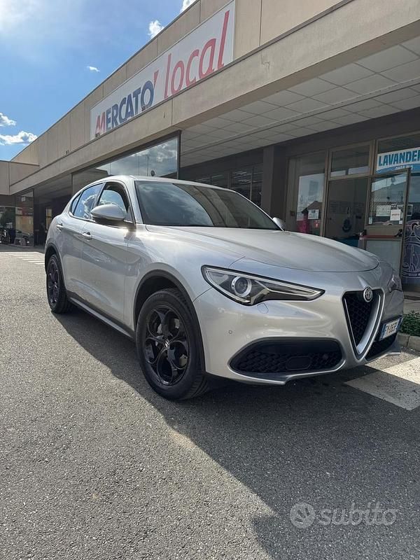 Usata Alfa Romeo Stelvio Business 210 CV (154 kW) 2019 Grigio SUV