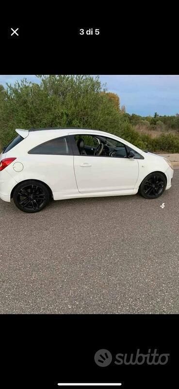 Usata Opel Corsa 90 CV (66 kW) 2008 Bianco Utilitaria