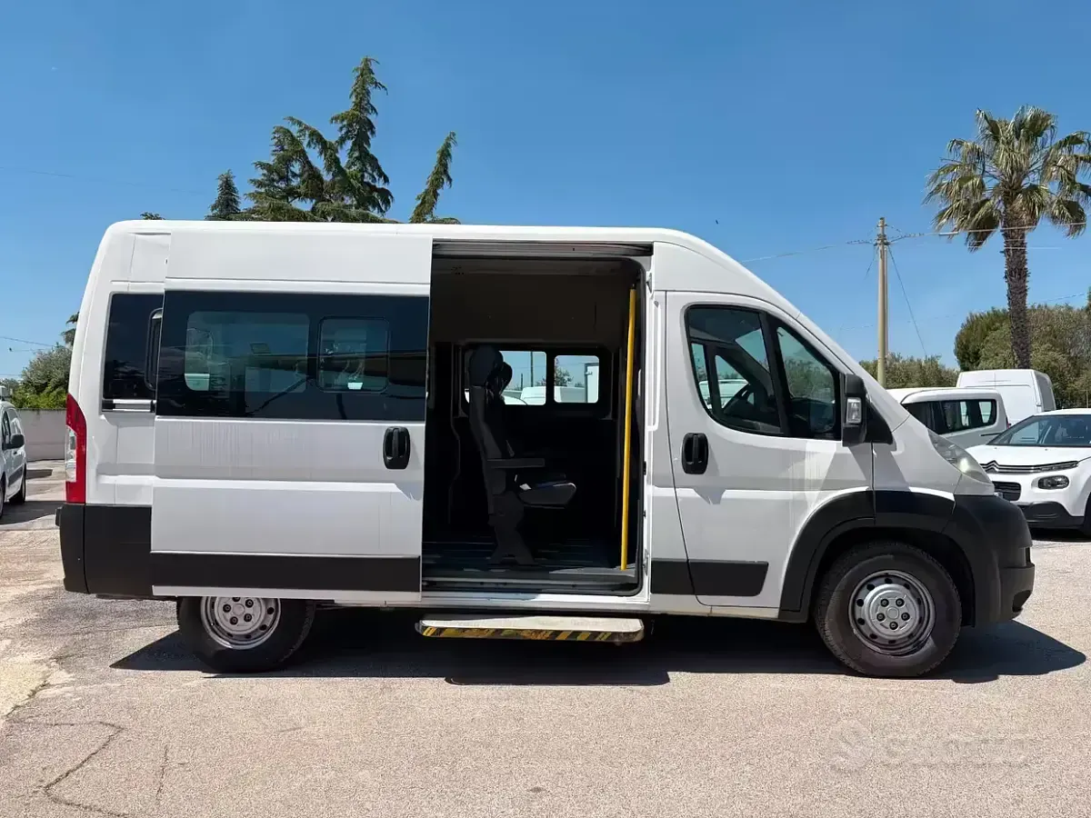 Usata Fiat Ducato 33 120 CV (88 kW) 2008 Furgone