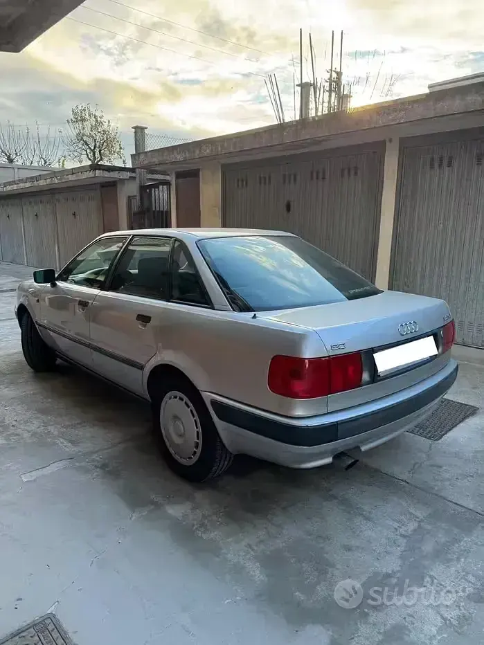 Usata Audi 80 116 CV (85 kW) 1992 Grigio Berlina