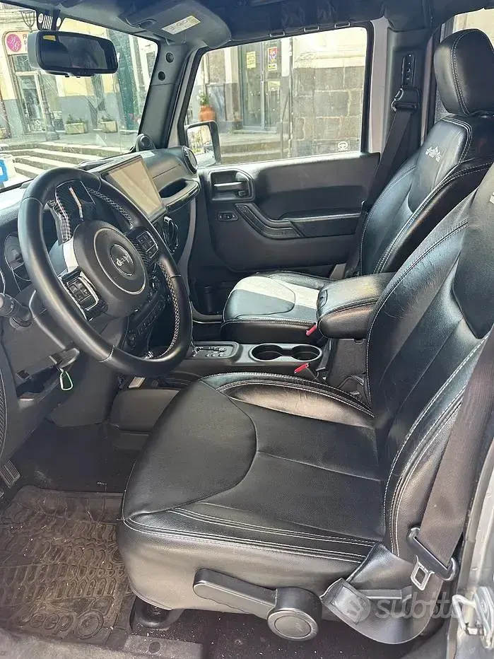 Usata Jeep Wrangler 2014 Grigio SUV