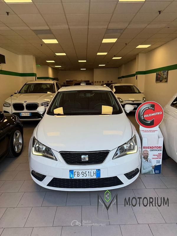 Usata Seat Leon CONNECT 75 CV (55 kW) 2015 Bianco Berlina