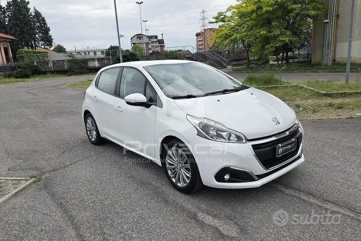 Usata Peugeot 208 83 CV (61 kW) 2019 Bianco Utilitaria