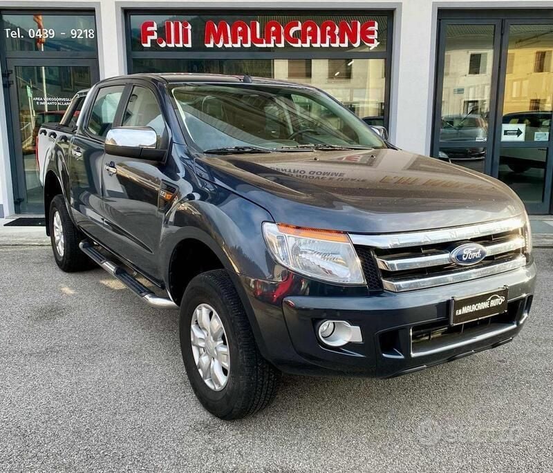 Usata Ford Ranger XLT 160 CV (117 kW) 2015 Grigio scuro Pick-up