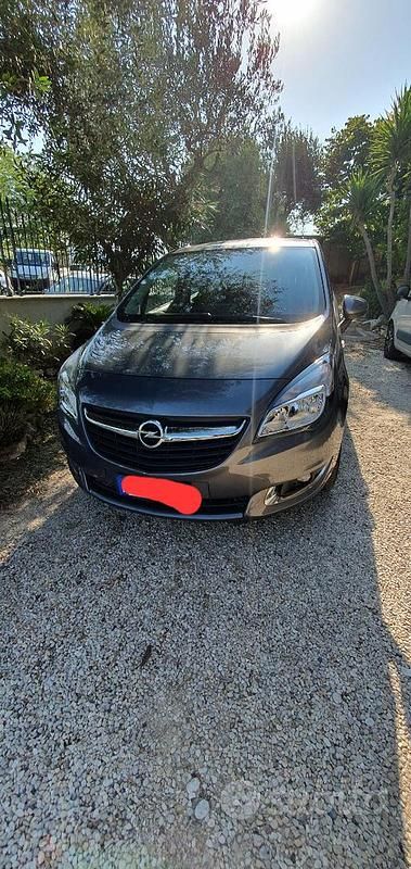 Usata Opel Meriva 120 CV (88 kW) 2015 Grigio Monovolume